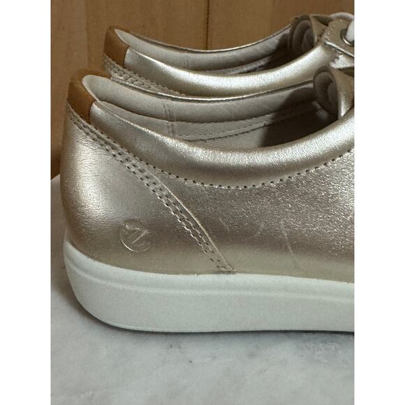 Ecco | NWOT Soft 7 Gold Leather Lace Up Comfort Sneakers | Size EU 37 - Picture 2 of 12